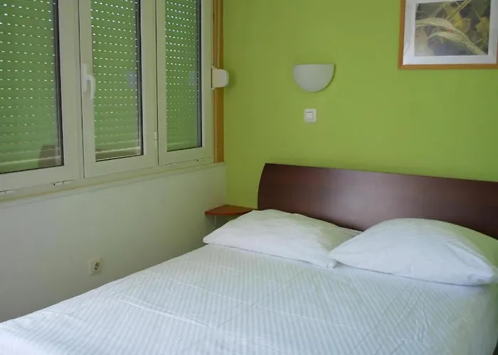 Kogoj Oda ve Kahvaltı Nova Gorica