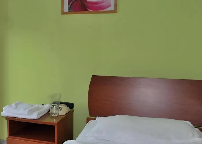 Oda ve Kahvaltı Kogoj 3*